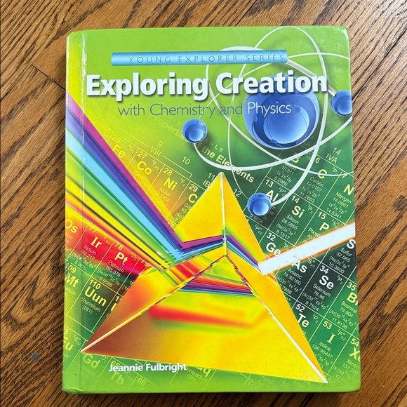 Apologia Other - Exploring Creation with Chemistry and Physics - Green Cover